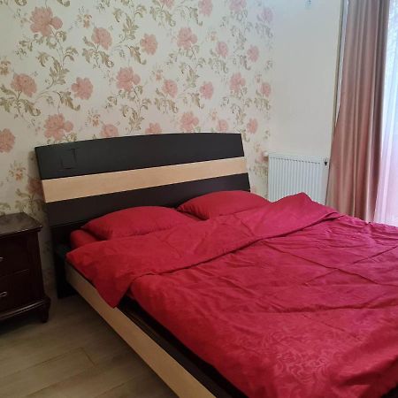 Appartamento Saburtalo Tbilisi Esterno foto